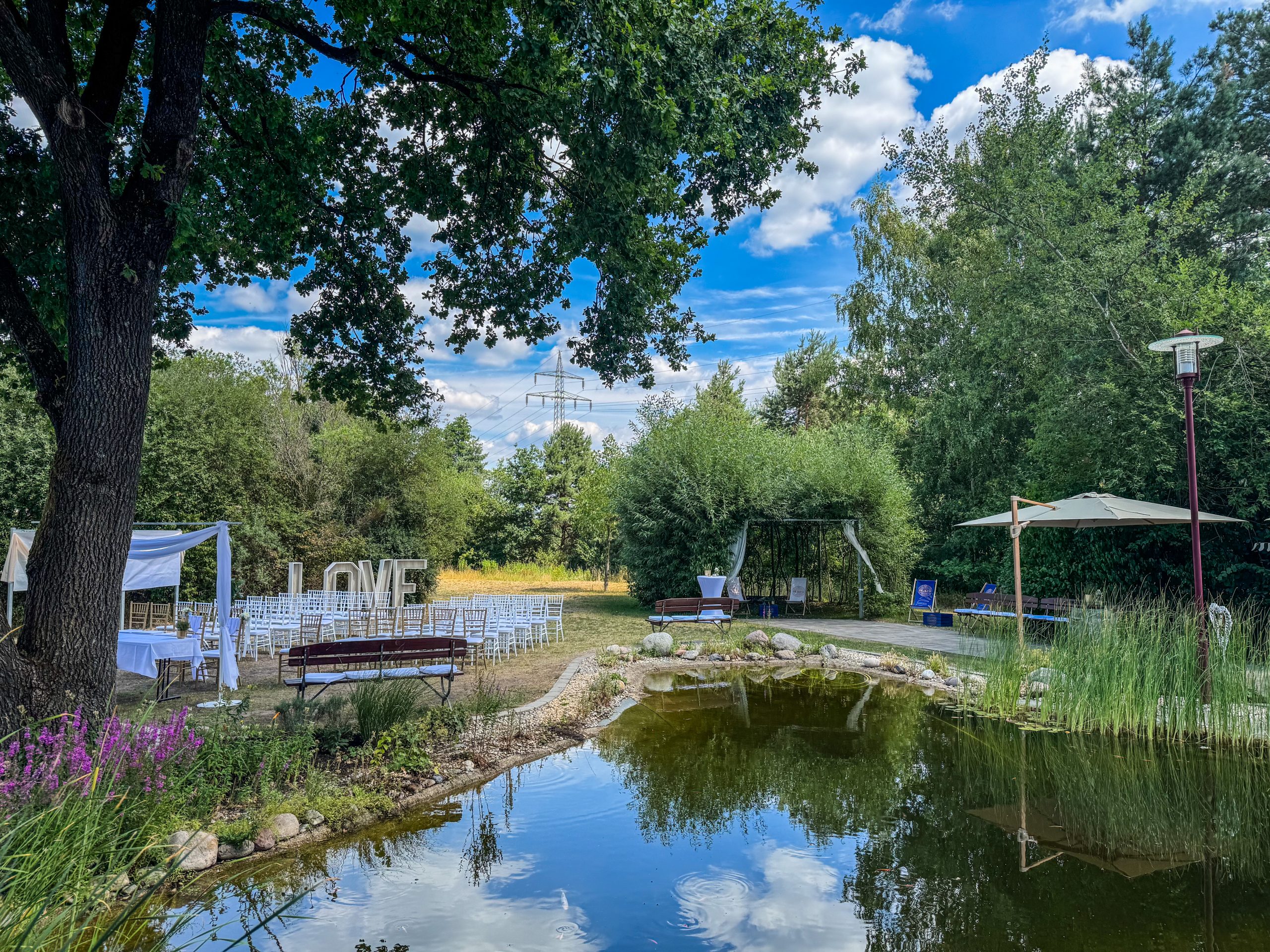 Freie Trauung am kleinen See