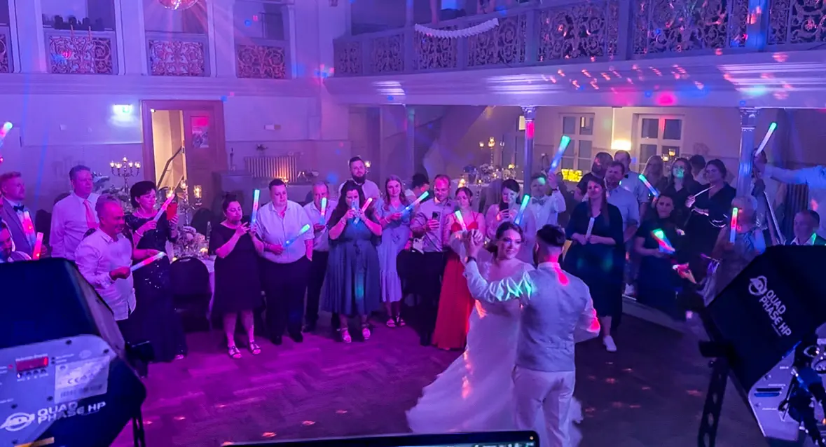 Hochzeitstanz mit DJ Alexander Pavel im Grünen Baum in Fürth